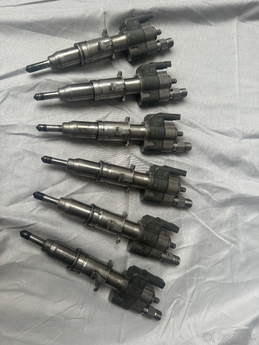 Vstrekovace N53B30A