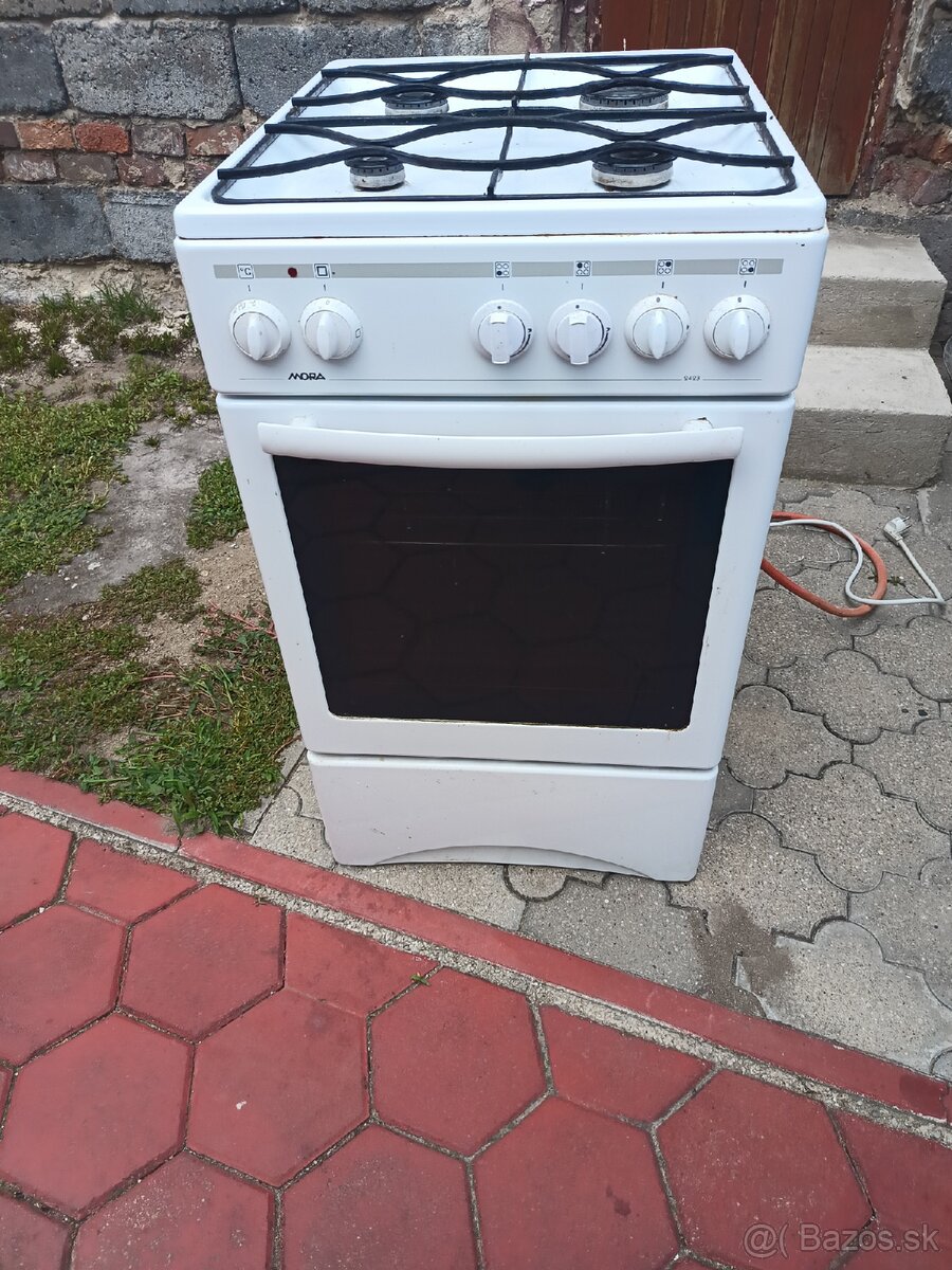 Plynové kameňa elektrická trúba