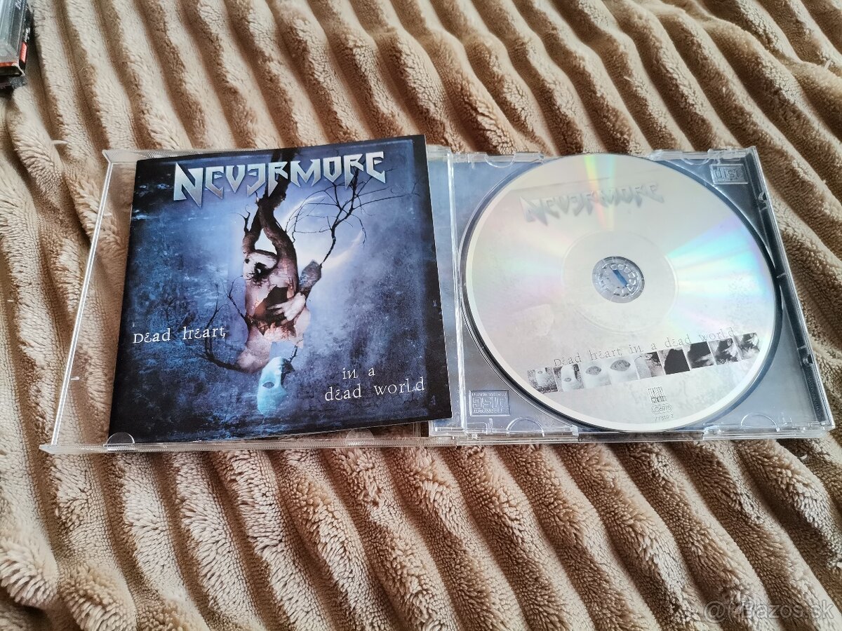 Nevermore - Dead heart in a dead world CD