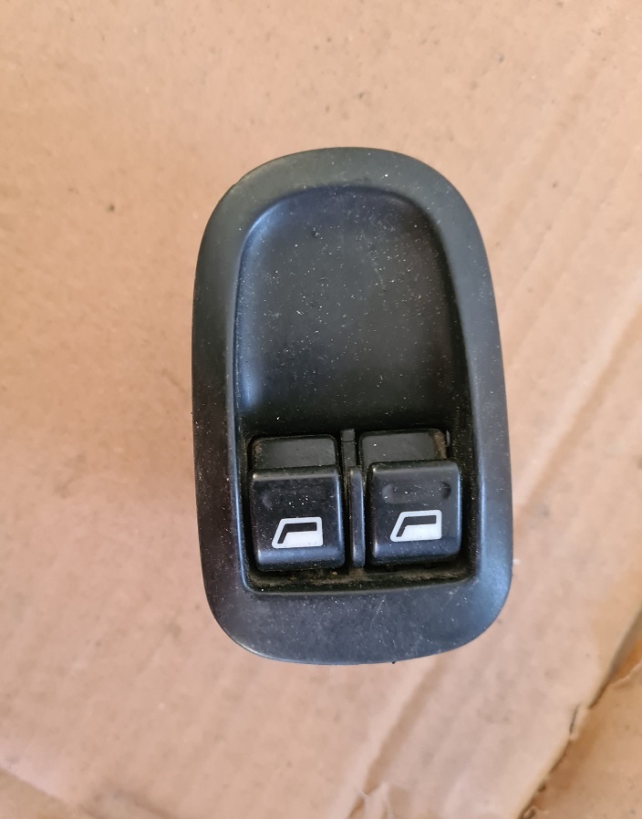 Ovládanie okien Peugeot 206