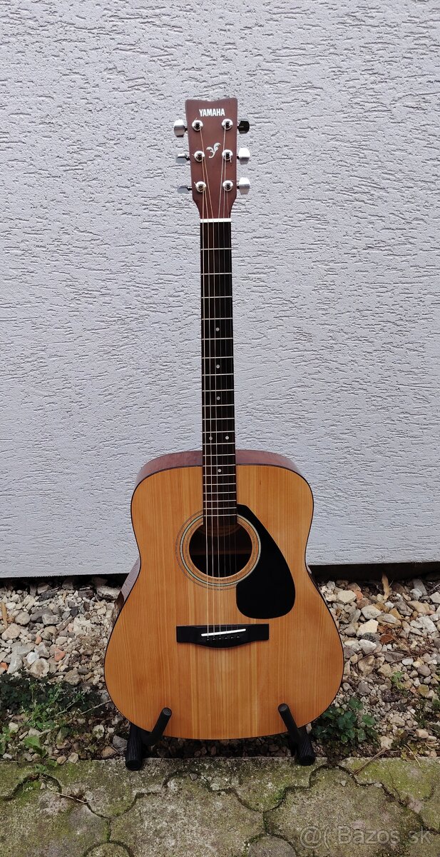 Gitara Yamaha