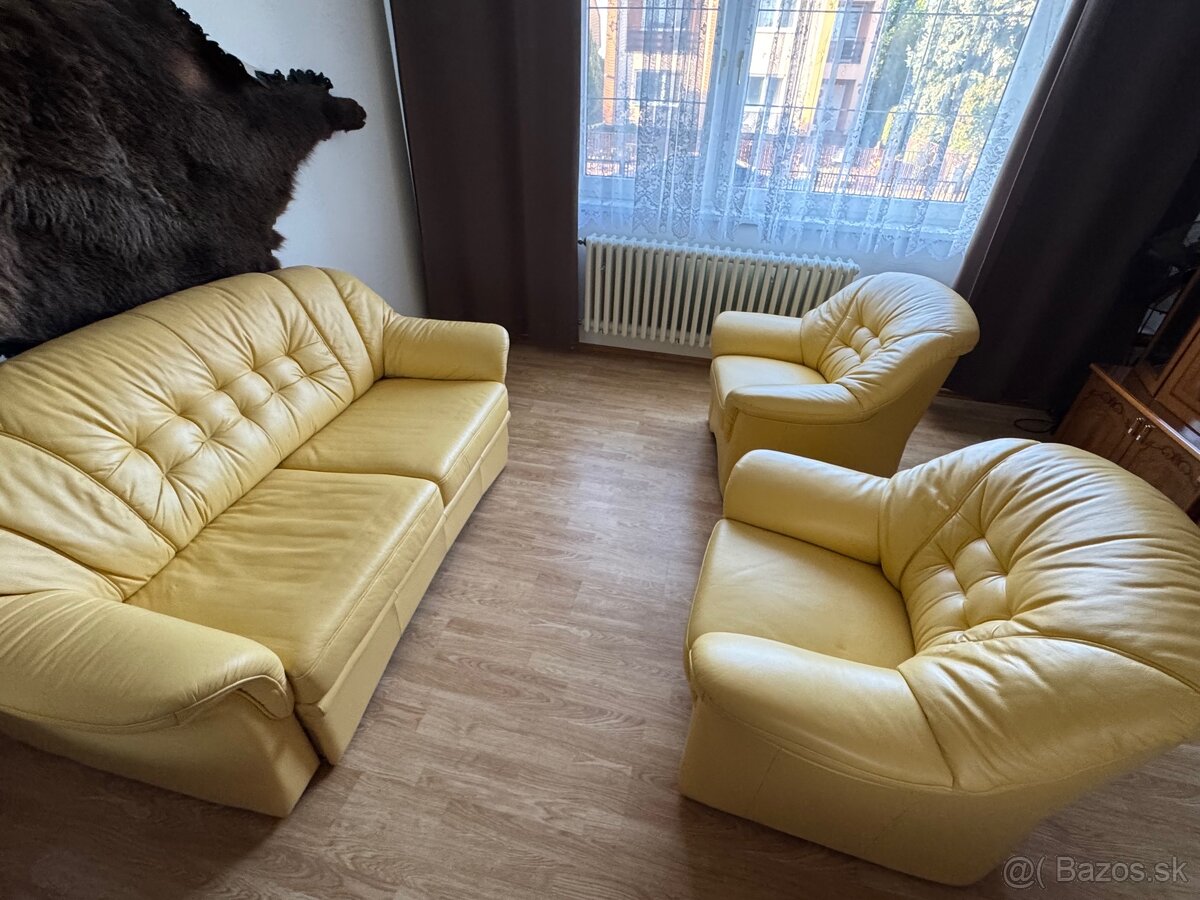 Sedacia súprava v bielej koži