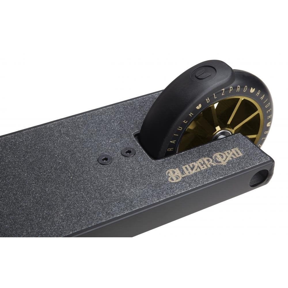 Kolobežka Blazer Pro