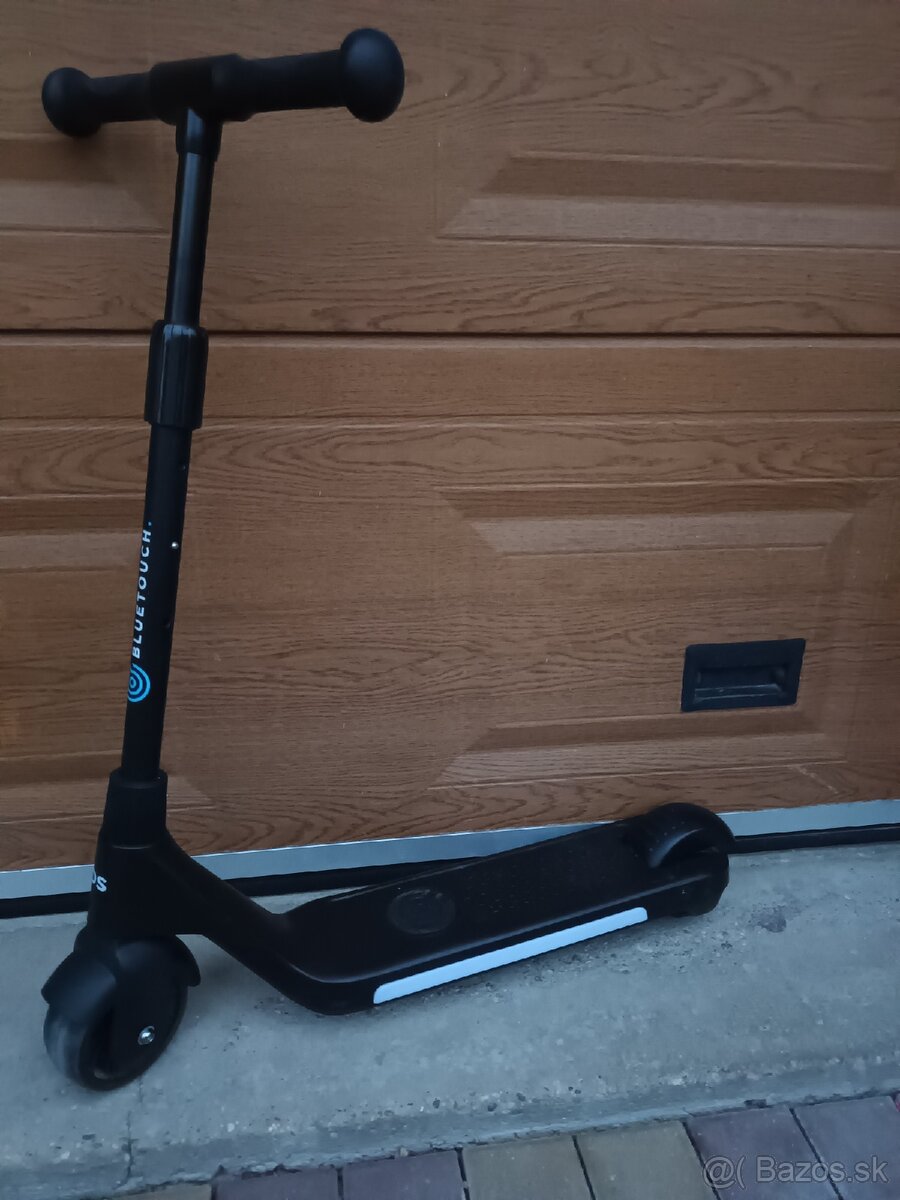 Kolobežka elektrická