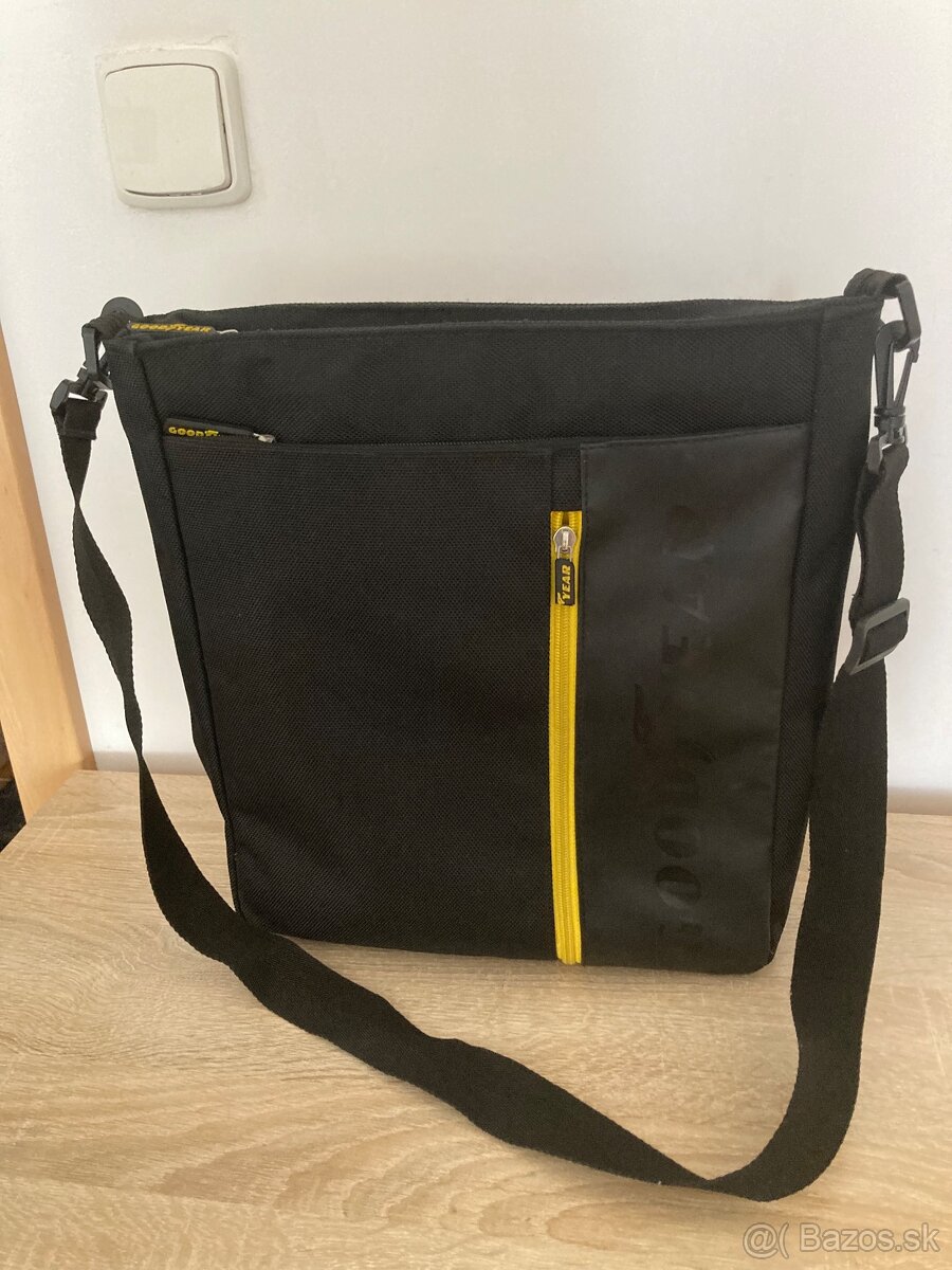 Kabelka taška nová 34x30 cm