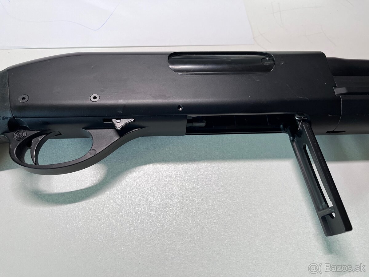 CYMA CM350LMN Full metal Shotgun