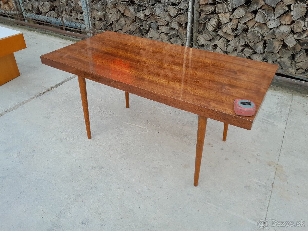 Predám konferenčný stolík