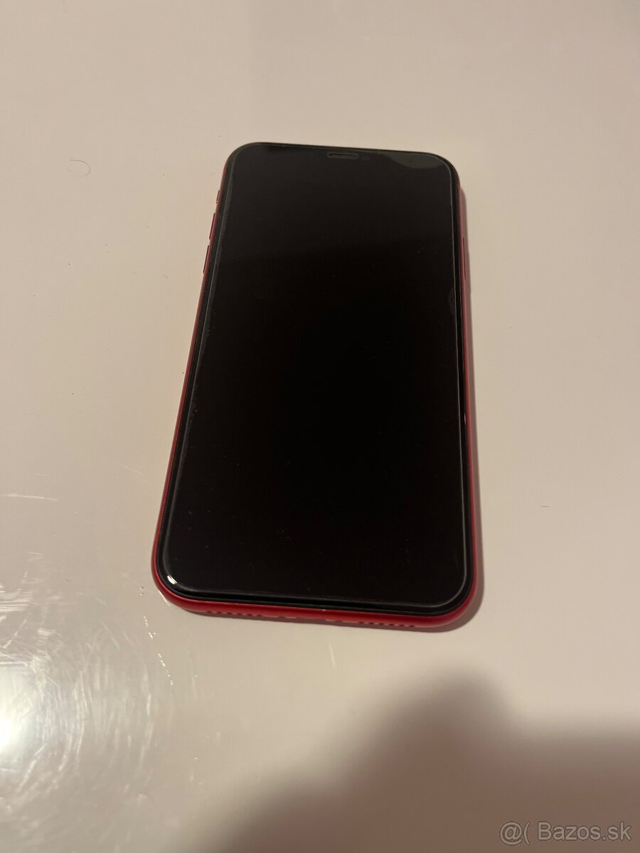Predám i phone 11 128GB červenej farby