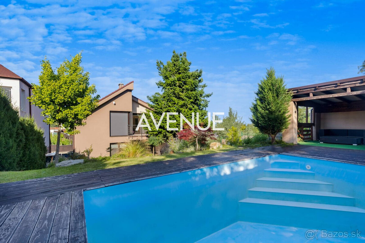 AVENUE | Veľkorysý 8-izbový rodinný dom s bazénom na Zvonček