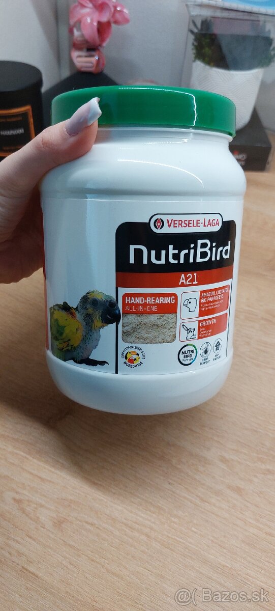 Dokrmovacia zmes pre papagáje