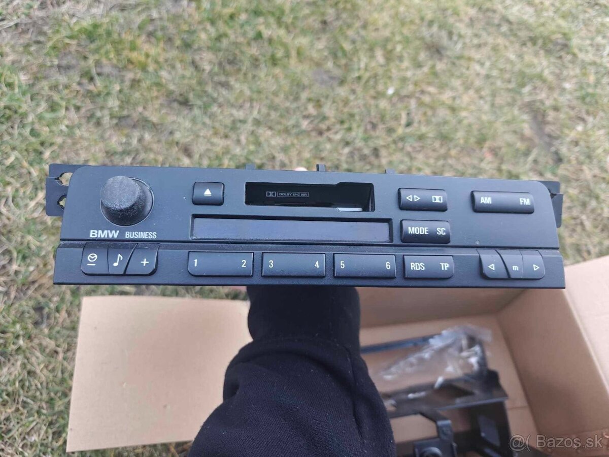 BMW e46 oem business rádio + uložný priestor