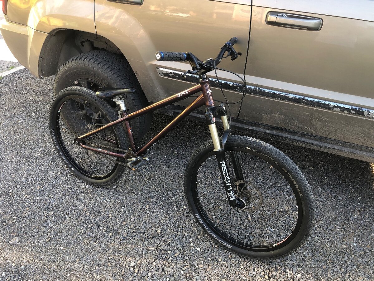 Dirt/stree bike exe