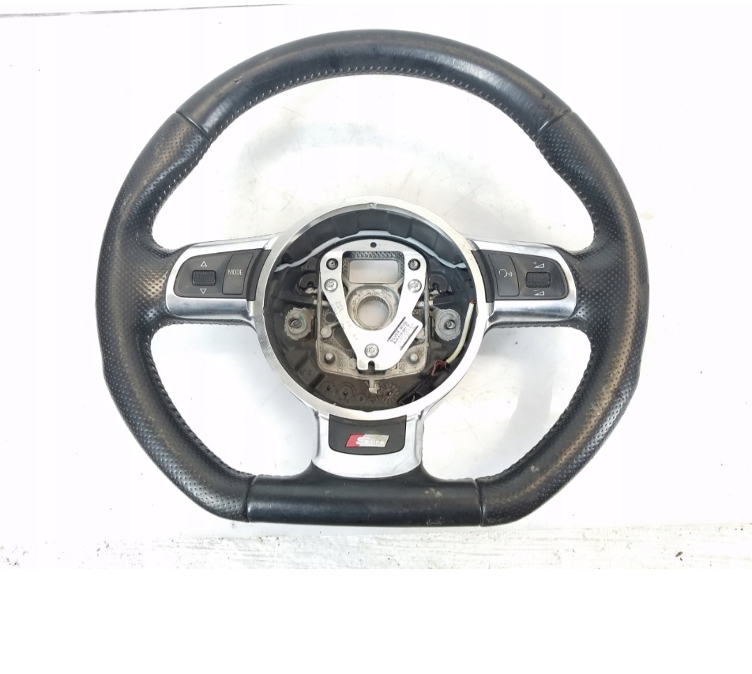 Predám skosený volant na audi a3 alebo s3 a rs3