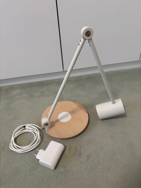 IKEA lampa s bezdrotovym nabijanim