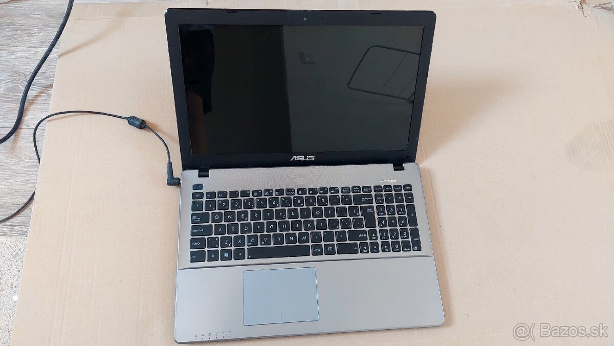 Asus x550c