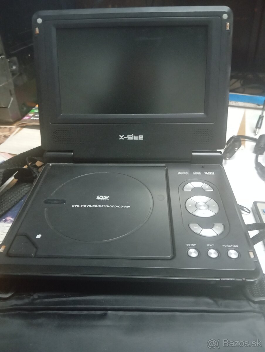 DVD prehrávač + televízor DVB-T