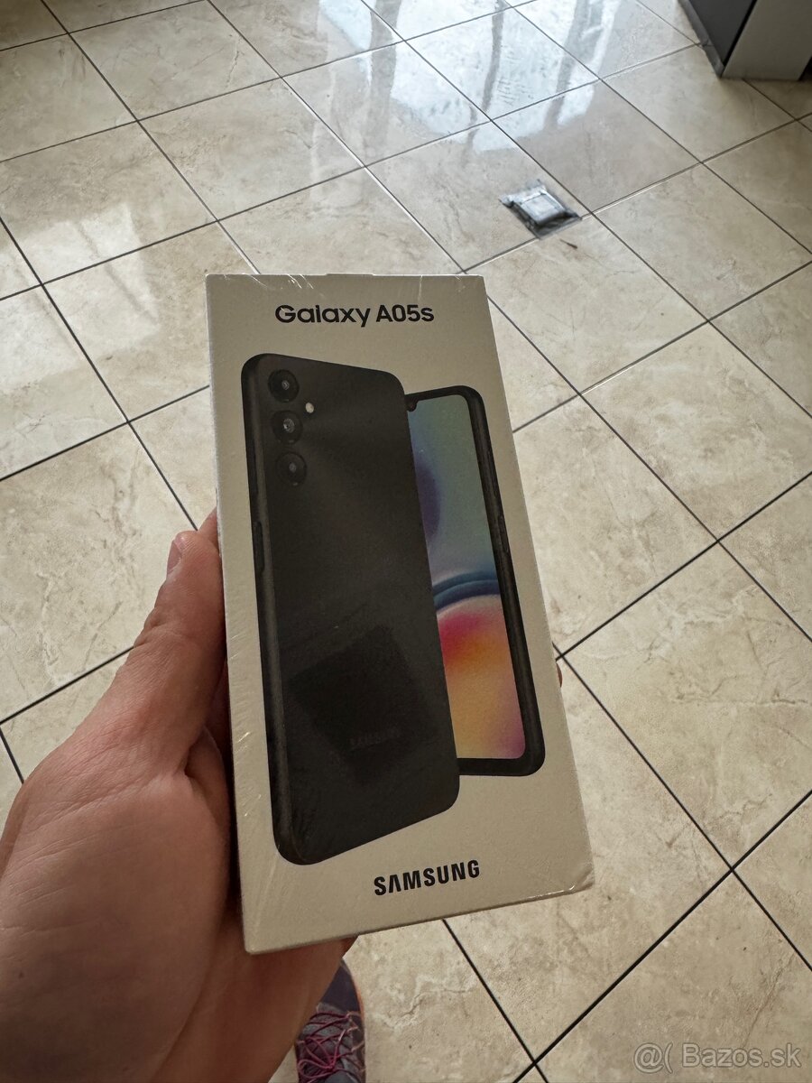 Mobilný telefón Samsung Galaxy A05s 4 GB / 64 GB čierny