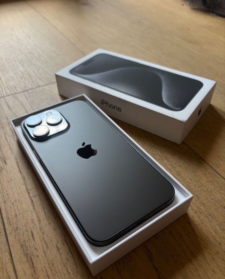 SÚRNE PREDÁM IPHONE 15 Pro Max 256gb BA 2