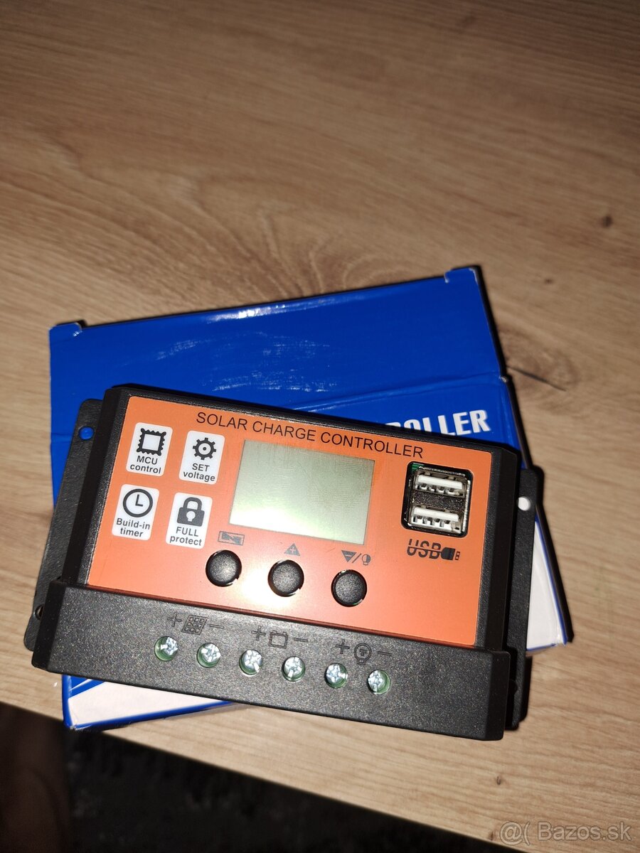 Solarny regulator 100a