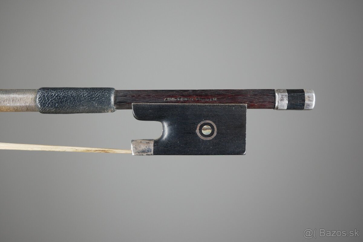 Husľový sláčik August E. Prager