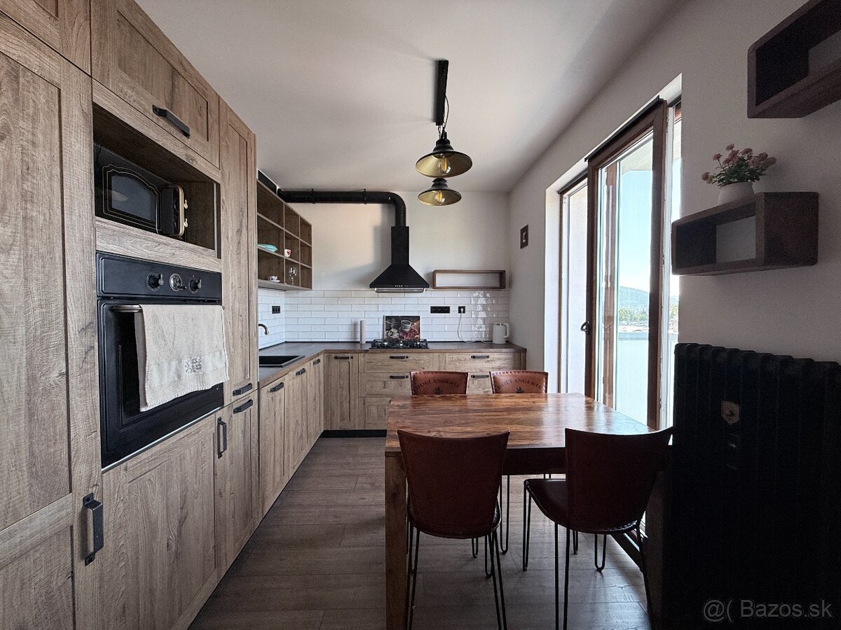 3 izbový byt A. Bernoláka Žilina