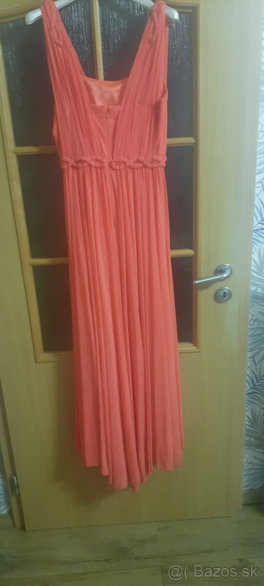 Predám spoločenské šaty Carla Ruiz