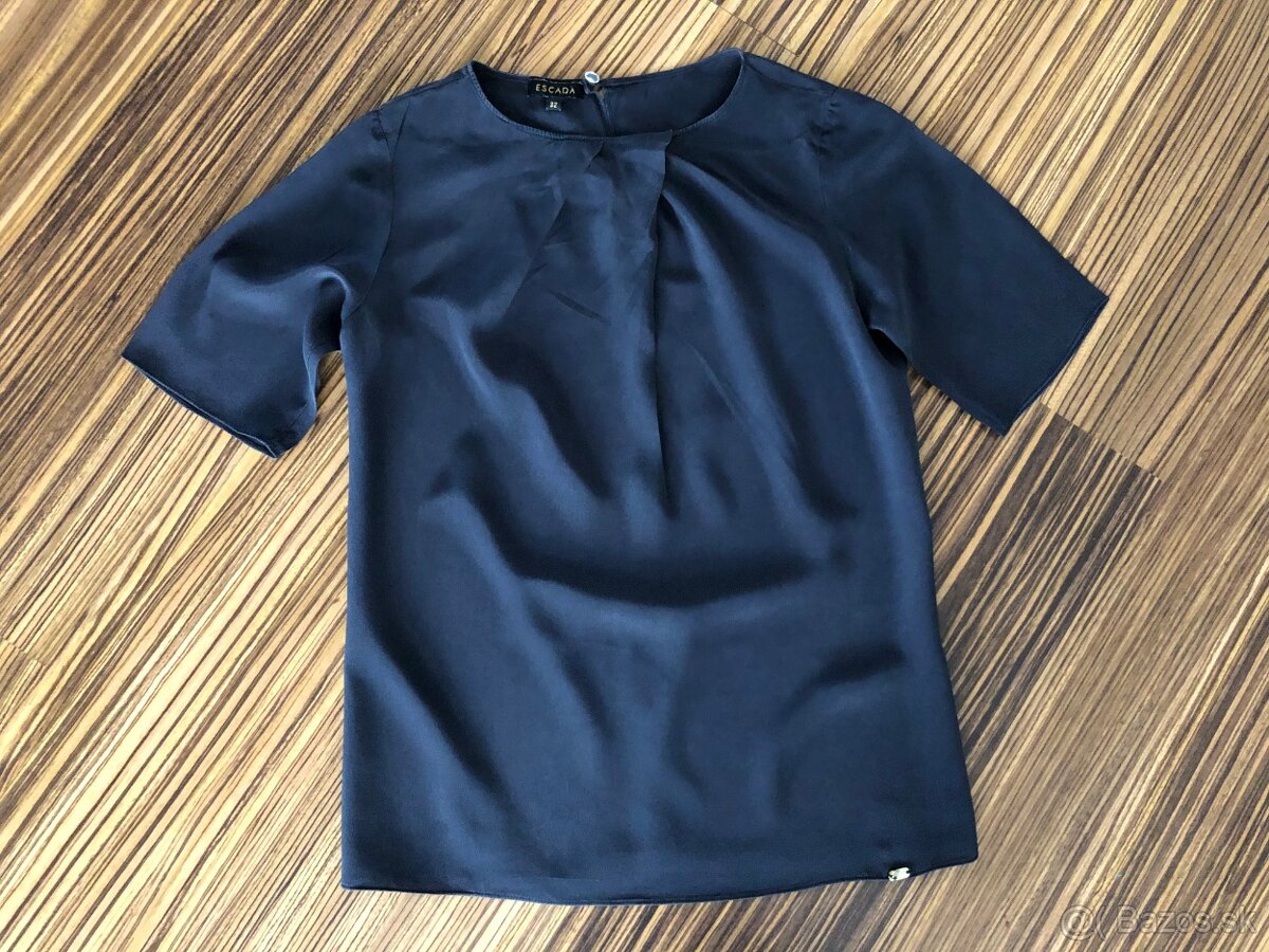 Hodvábny top ESCADA v. 32