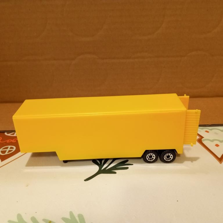 matchbox convoy návěs žlutý