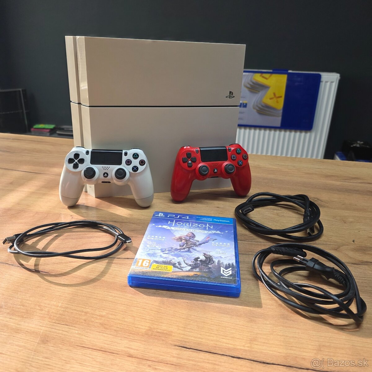 Playstation 4 - 500GB white
