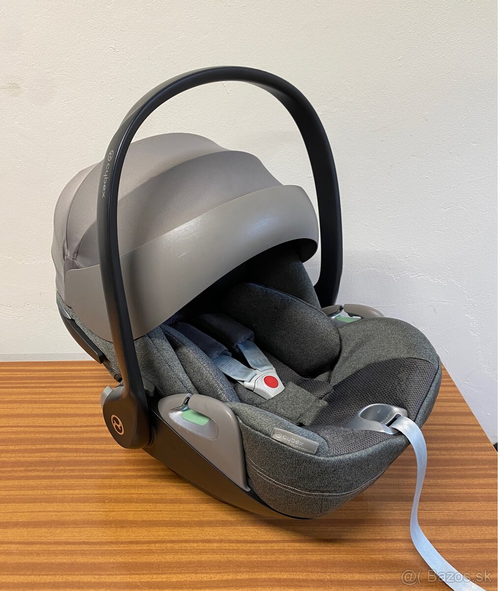 Polohovateľná autosedačka Cybex Cloud T i-Size Plus