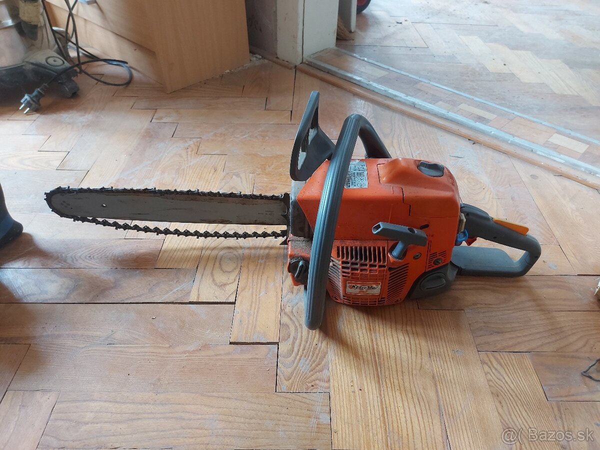 Motorová píla Oleo mac 952