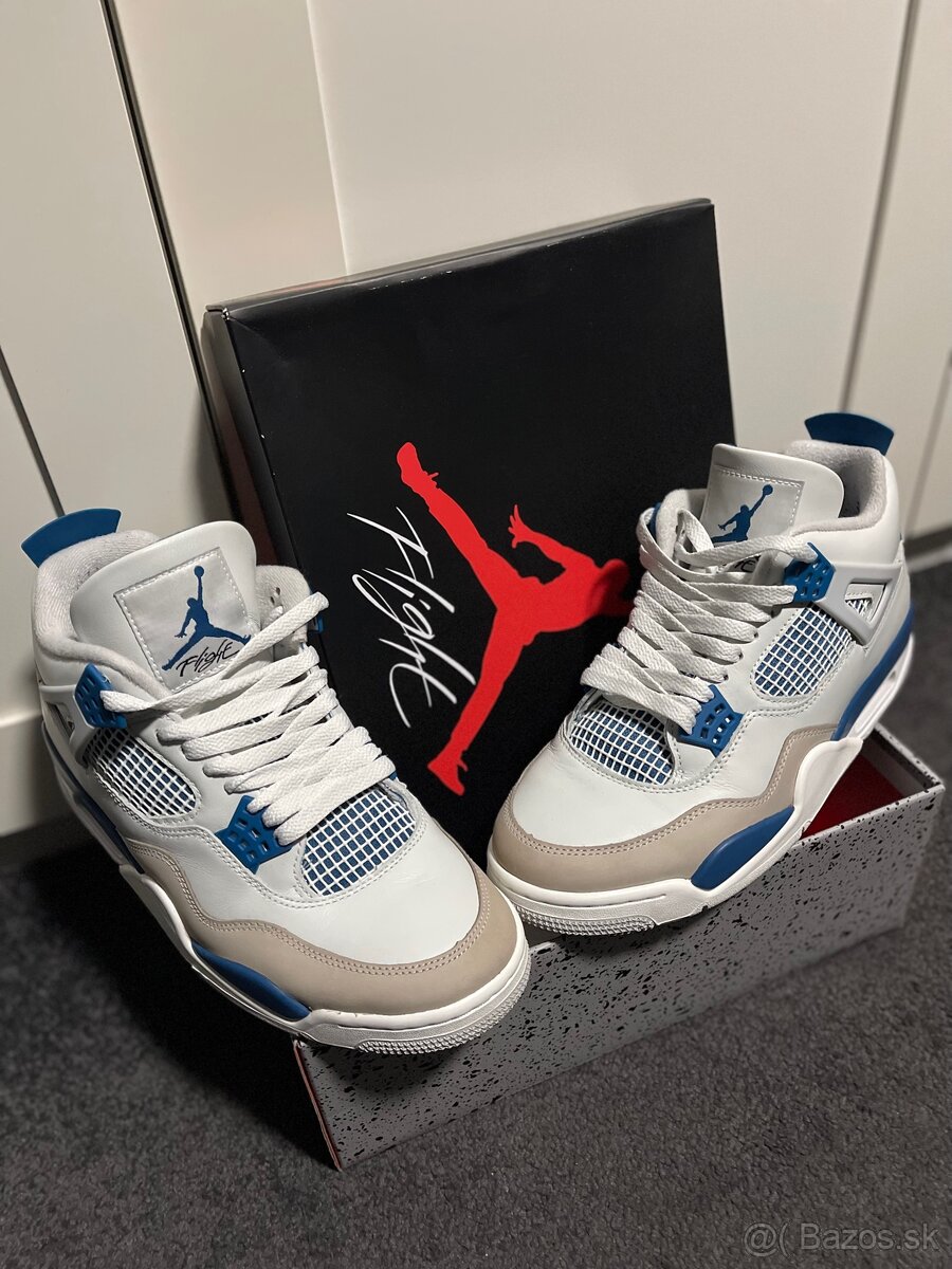 Nike Air Jordan retro 4 Military blue