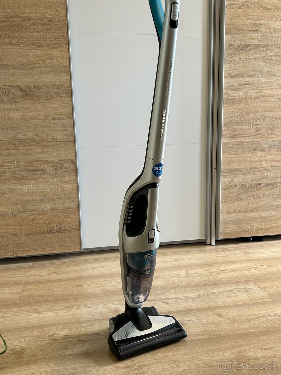Philips PowerPro Aqua 3v1 tyčový vysávač