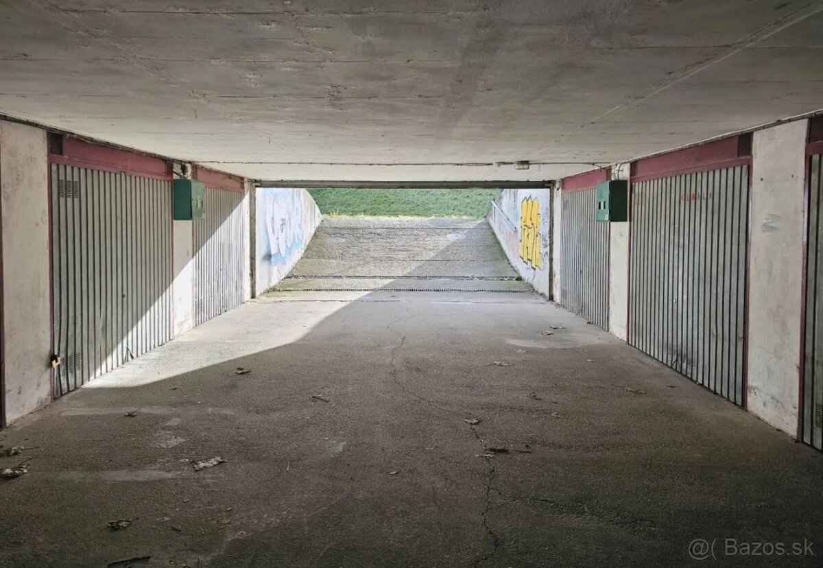 Garáž na predaj v Šali – Ideálne miesto pre vaše auto 🚗