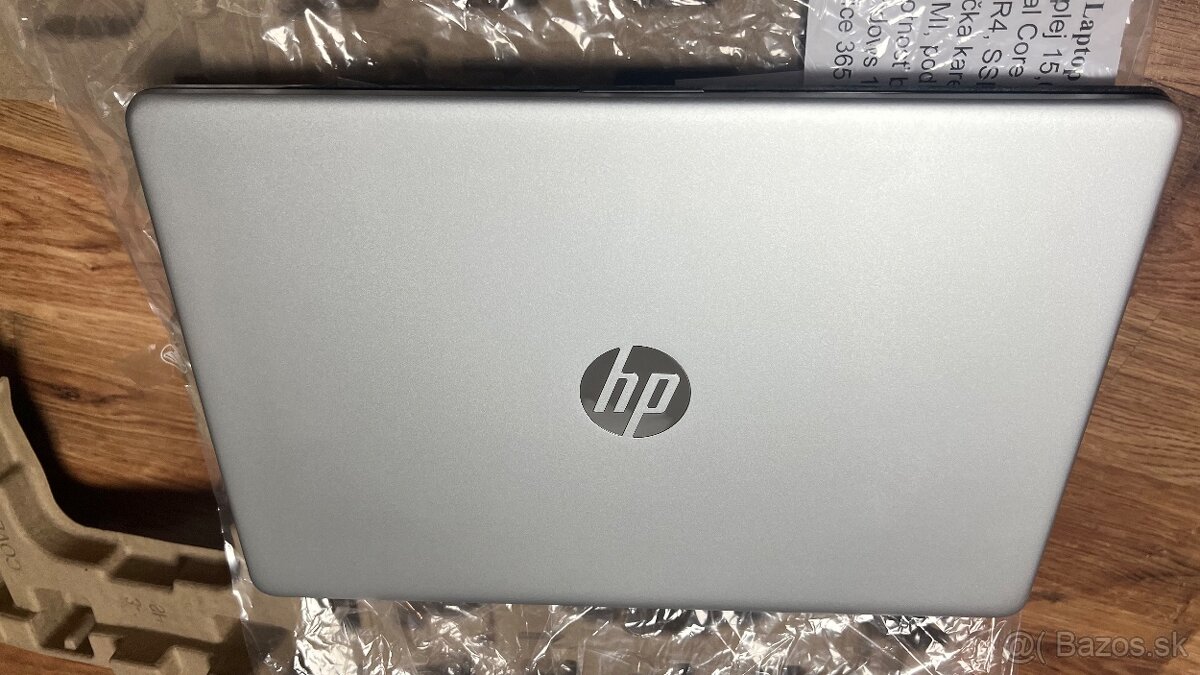HP Laptop 15S-fq3310nc