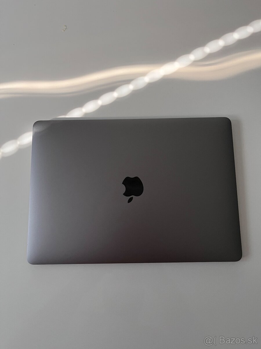 Macbook Air M1, 256gb, 16gb Ram, Space Grey