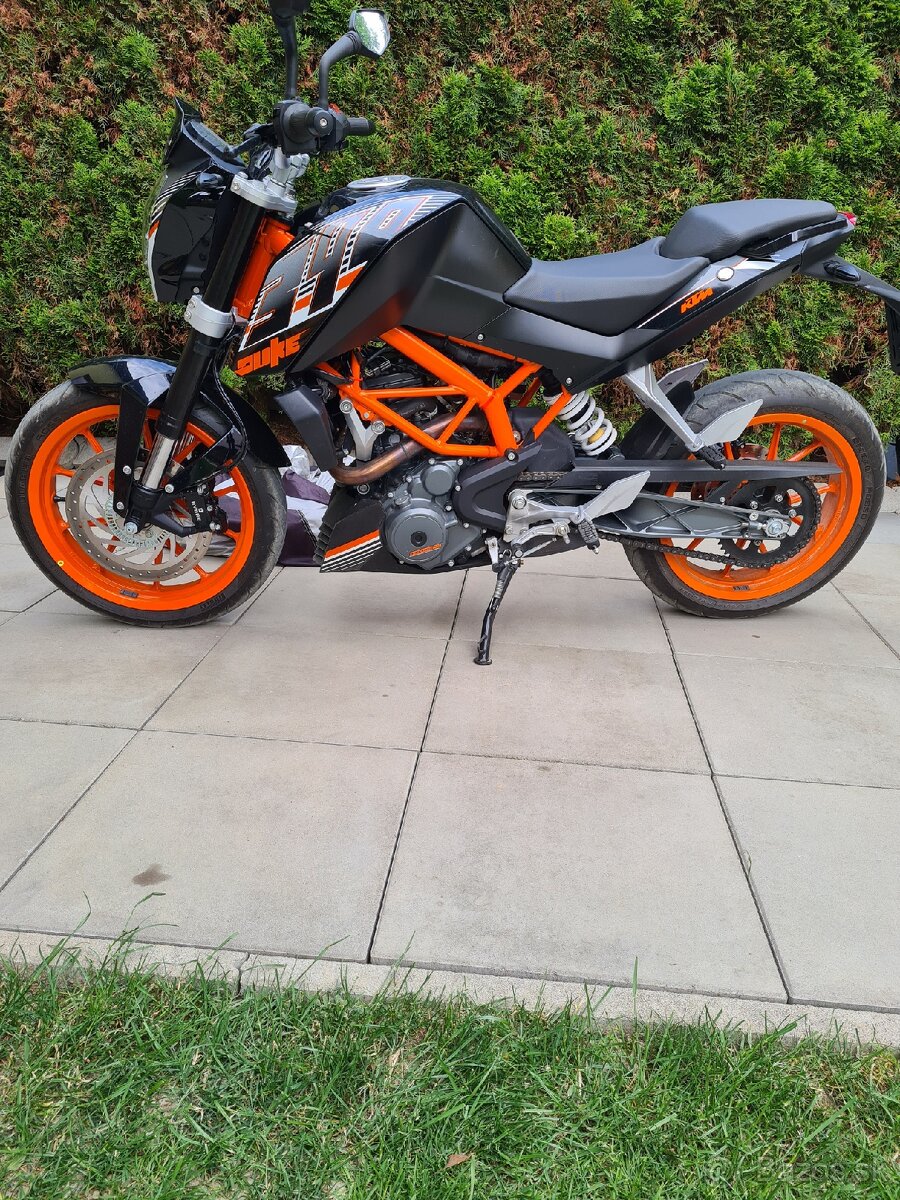 KTM Duke 390 2015