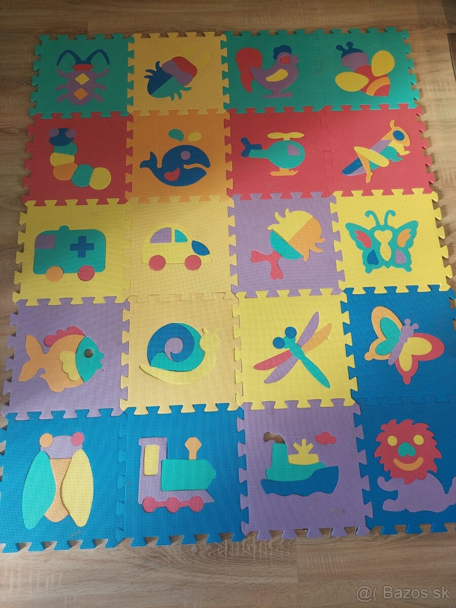 Skladacie penové puzzle