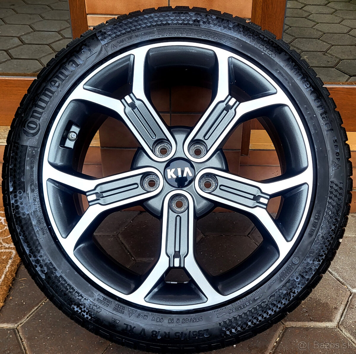 alu R18 5x114,3 bicolor, senzory tlaku, orig. Kia /Hyundai/