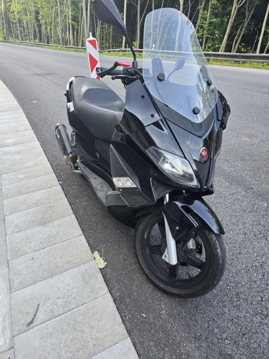 Scooter gilera nexus 300