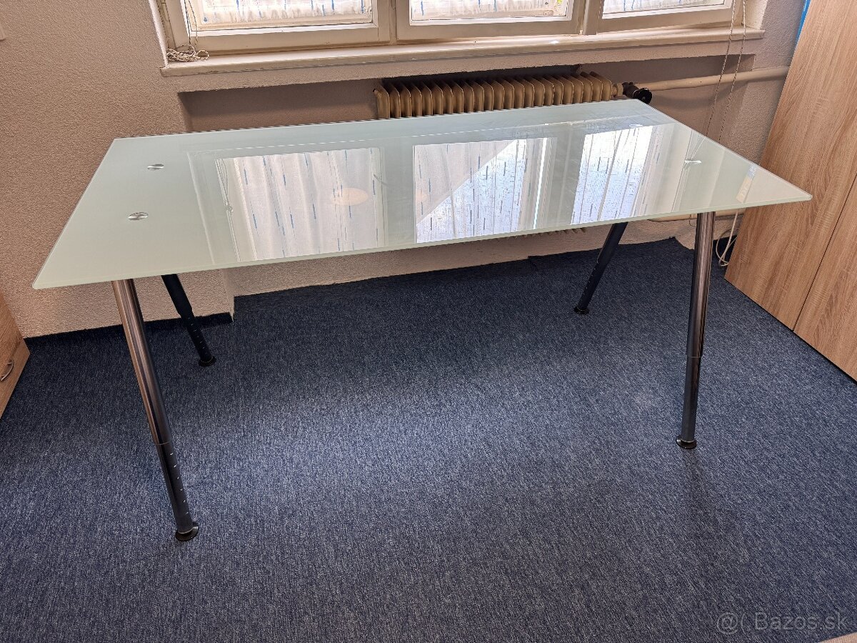 Sklenený stôl Ikea Galant 160x80