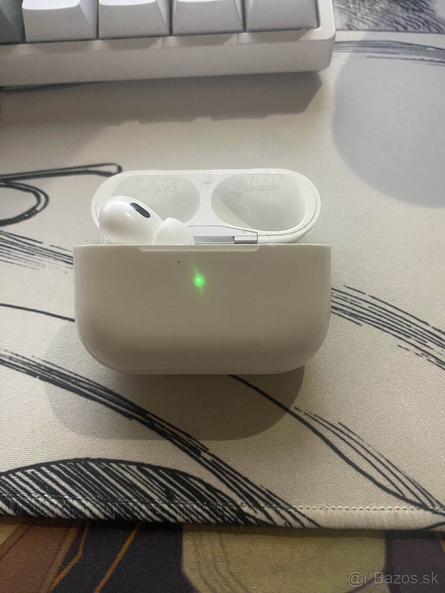 Apple AirPods Pro 2. generácie