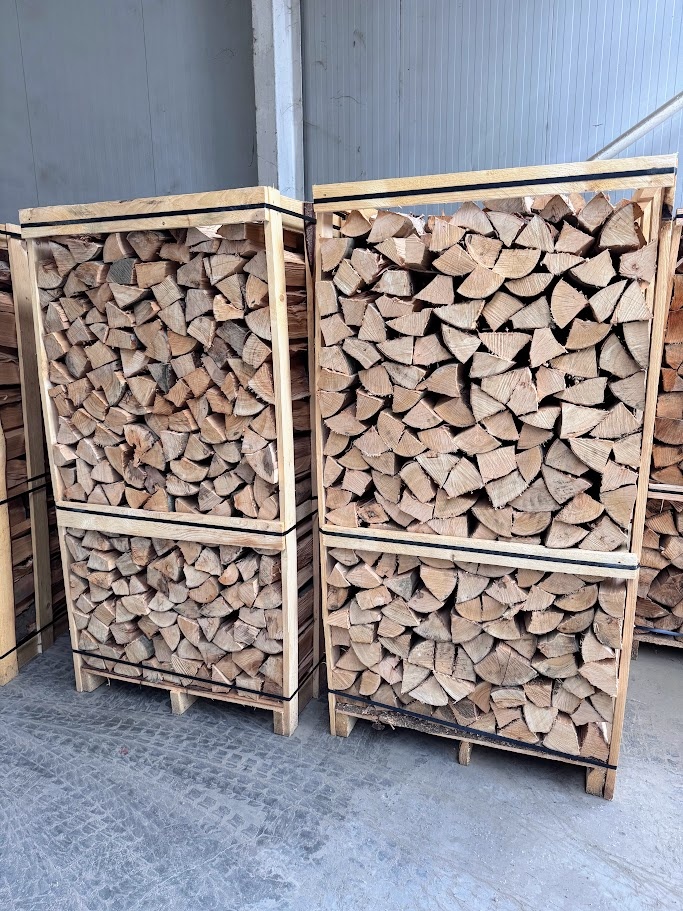 Palivové drevo BUK – 33 cm, klietky 1,8 m³, skladom, zľava p