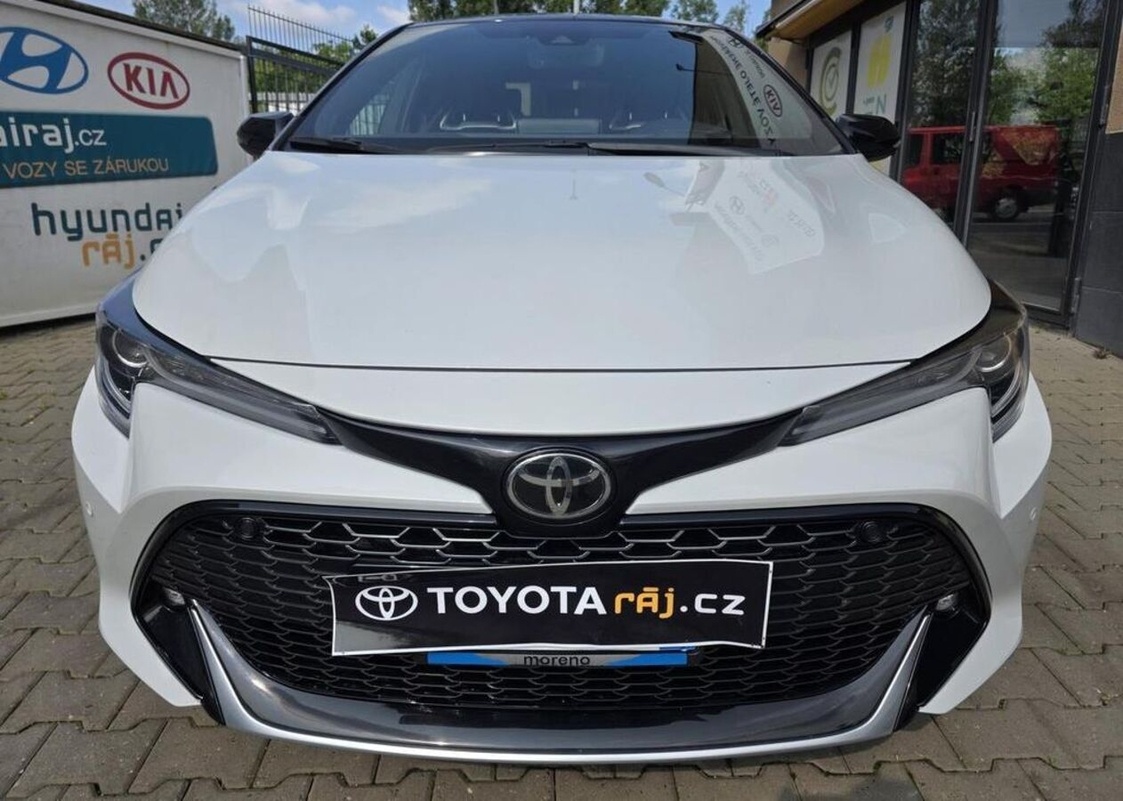 Toyota Corolla 2.0-HYBRID-PANORAMA-GR SPORT