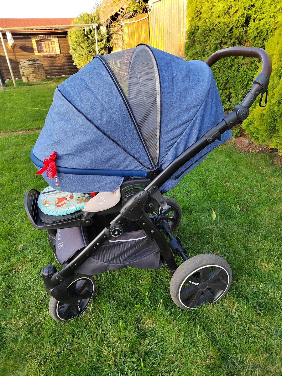 Chlapčenský kočík 3v1