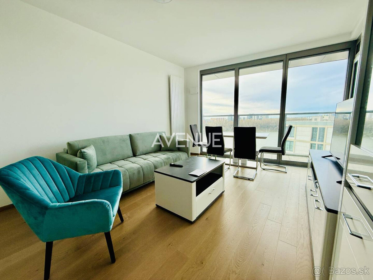 AVENUE | 2i byt s výhľadom na hrad v unikátnom projekte Euro