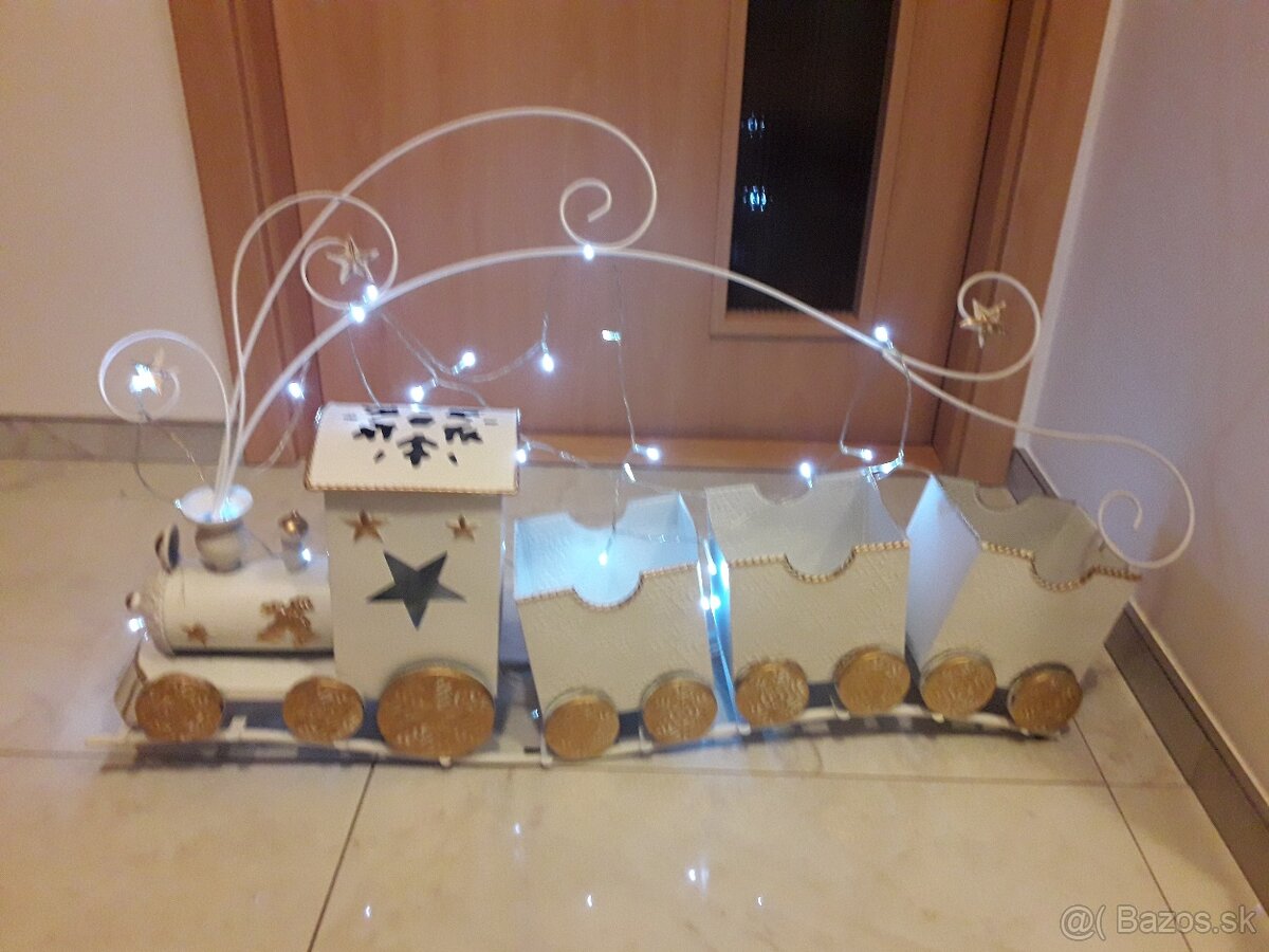 Vianocny vlak dekoracia