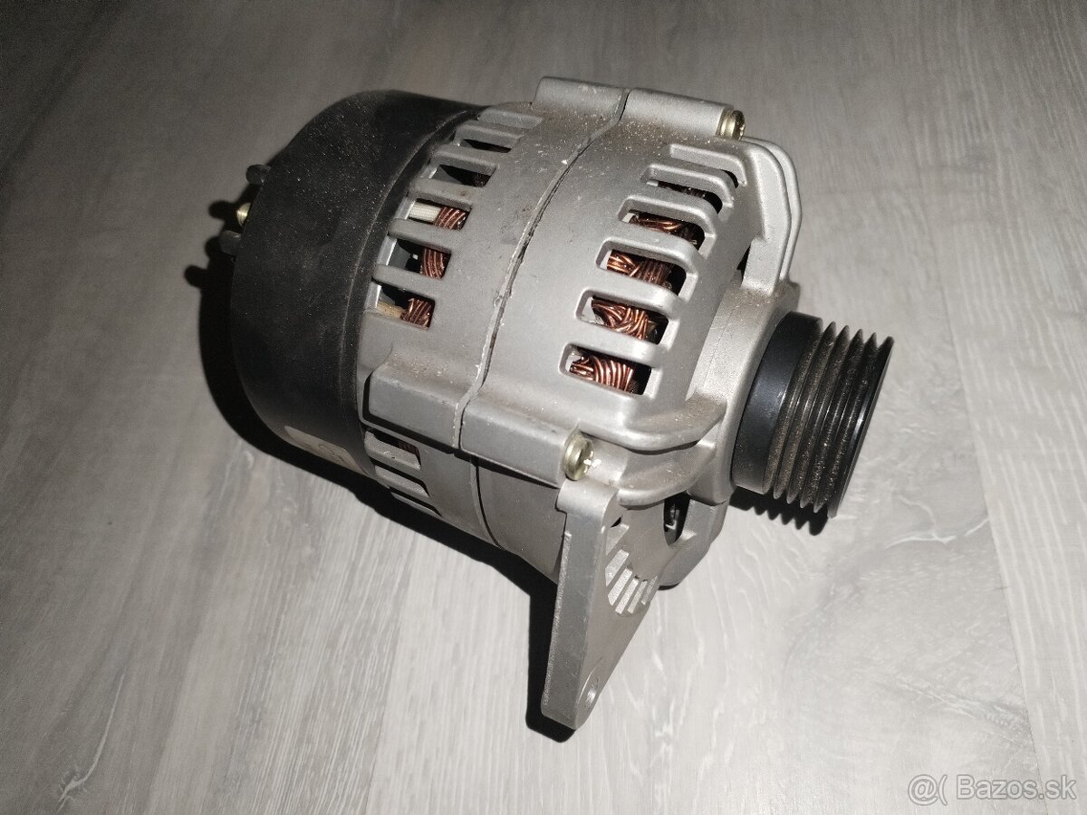 alternátor škoda octavia felicia