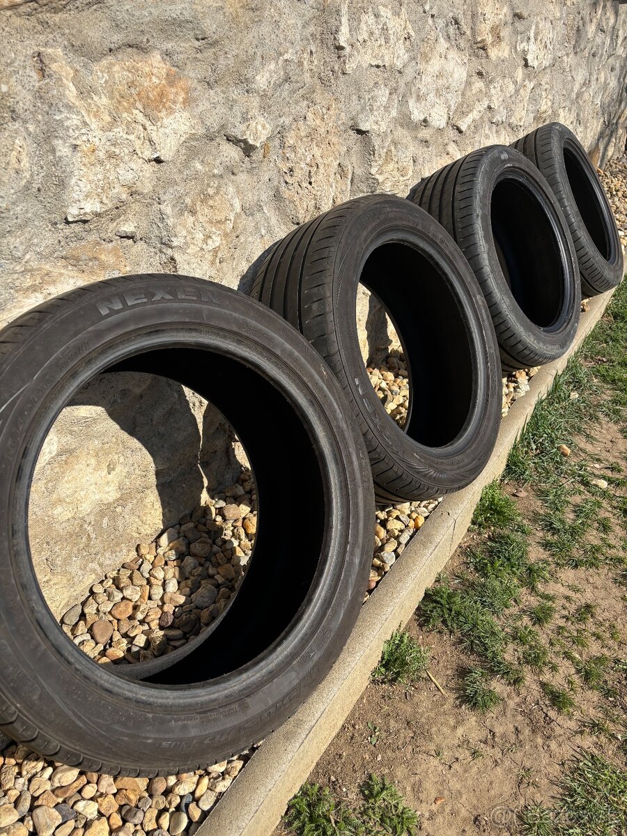 Letné pneumatiky 215/45 R16