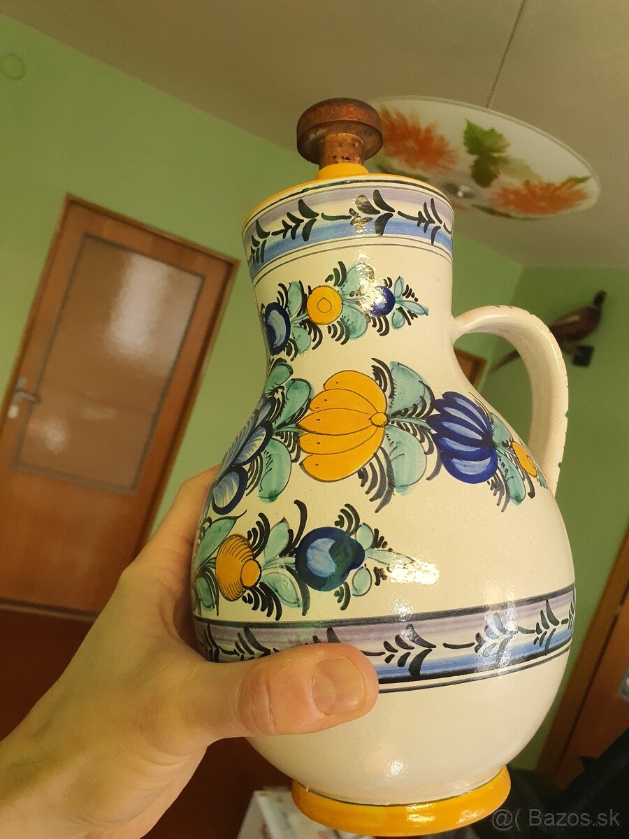 Starožitný džbán